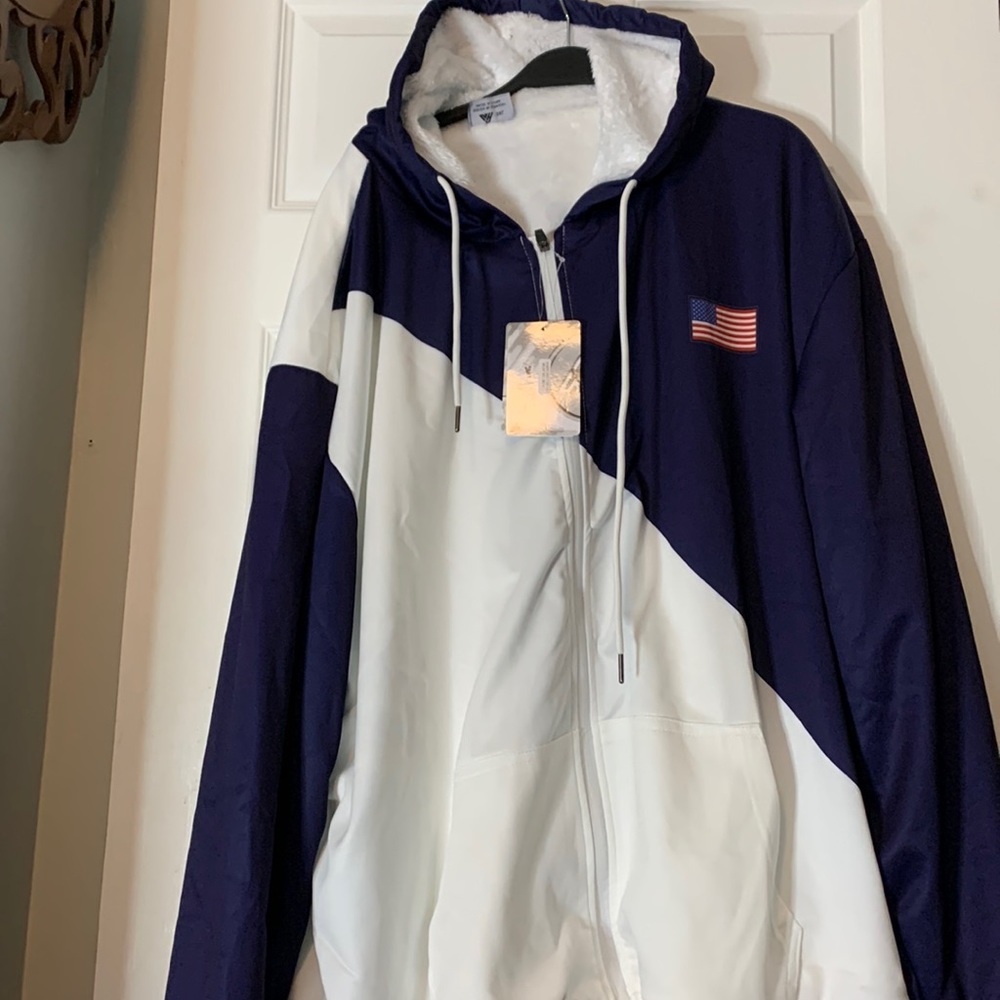 NWT Speed your Run Men’s Hooded long sleeve zip up jacket size 3XL